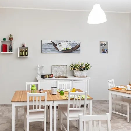 La Canfora アトリ