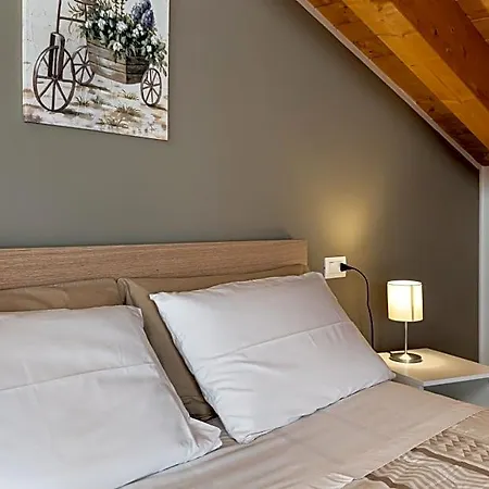 La Canfora Bed & Breakfast 3*