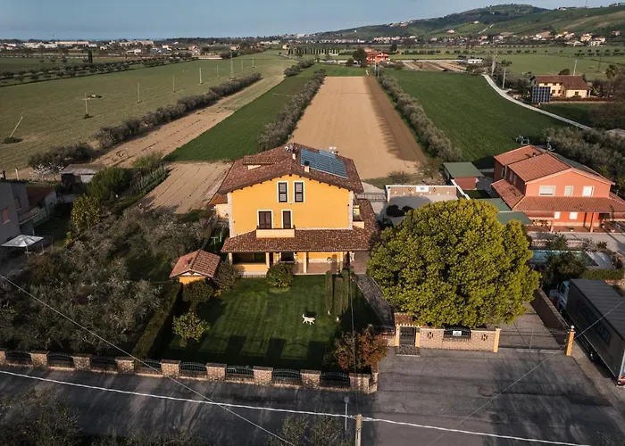 La Canfora Panzió Atri